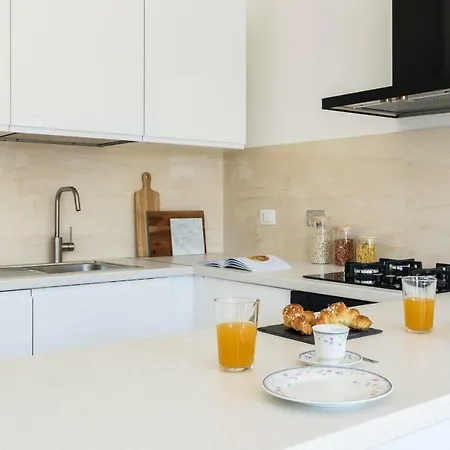 Apartman Baisi Terrace Flexyrent