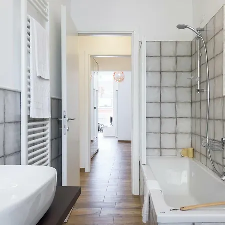 Baisi Terrace Flexyrent Apartament *